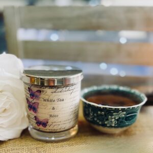 white tea & rose scented candle