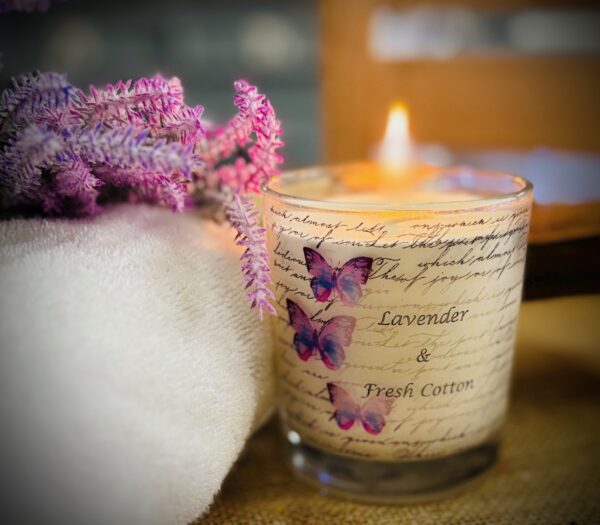 lavender & fresh cotton scented candle