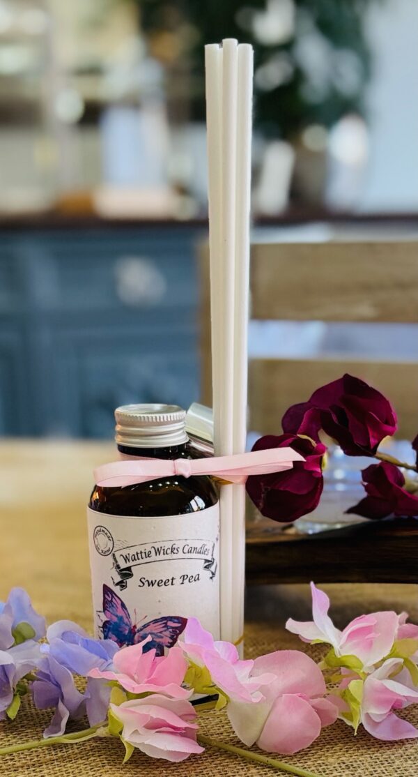 Sweet Pea scented reed diffuser